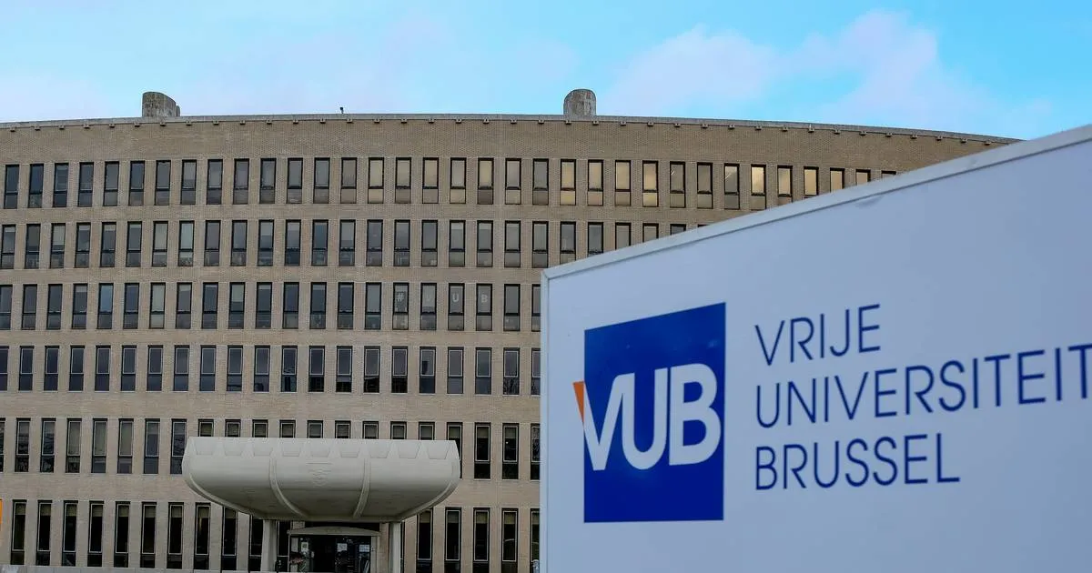 Bourse de doctorat ‘Jumeau numérique connecté au cloud pour flotte de véhicules lourds ECO-Enabled’