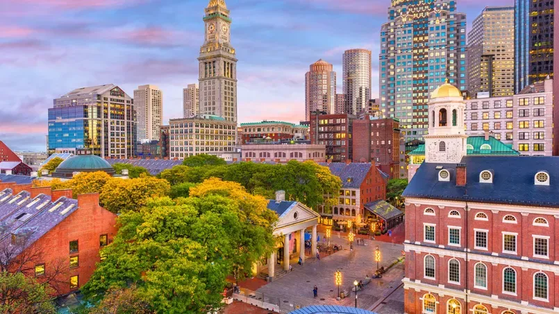 {:fr}L’université de Boston accueille environ 20 étudiants exceptionnels dans le cadre du programme de bourse Trustee{:}{:en}BU welcomes approximately 20 outstanding students to the Trustee Scholars Program{:}{:ar}ترحب جامعة بوسطن كل عام بحوالي 20 طالبًا متميزًا في برنامج Trustee Scholars{:}