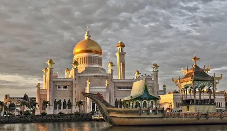 BOURSE D’ÉTUDES DU GOUVERNEMENT DU BRUNEI DARUSSALAM POUR LES ÉTUDIANTS ÉTRANGERS 2025/2026